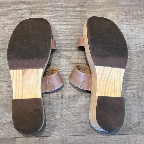 Nisolo Ellie All-Day Clog Sandal in Tan - Picture 10 of 11